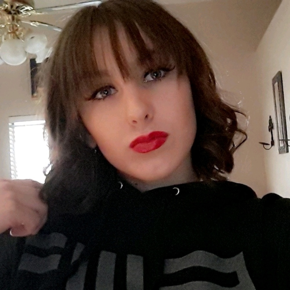 Meet your Posher, Kylie